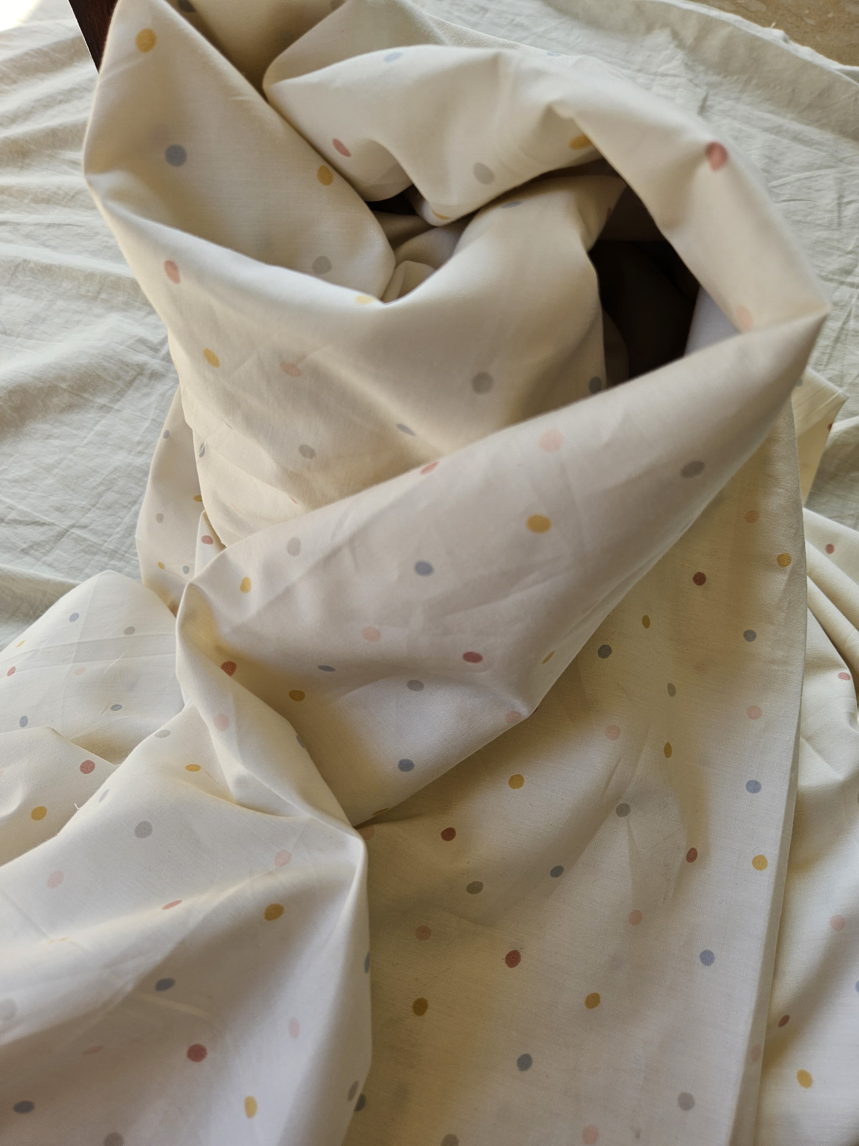 Dotted Whisper Bedsheet Set